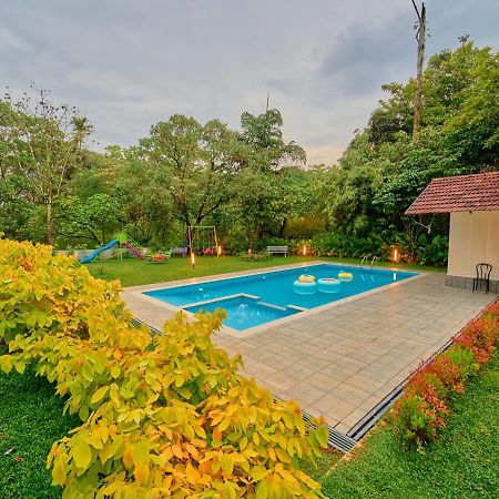 Glen Castle Vagamon Pool Resort By Voye Homes מראה חיצוני תמונה