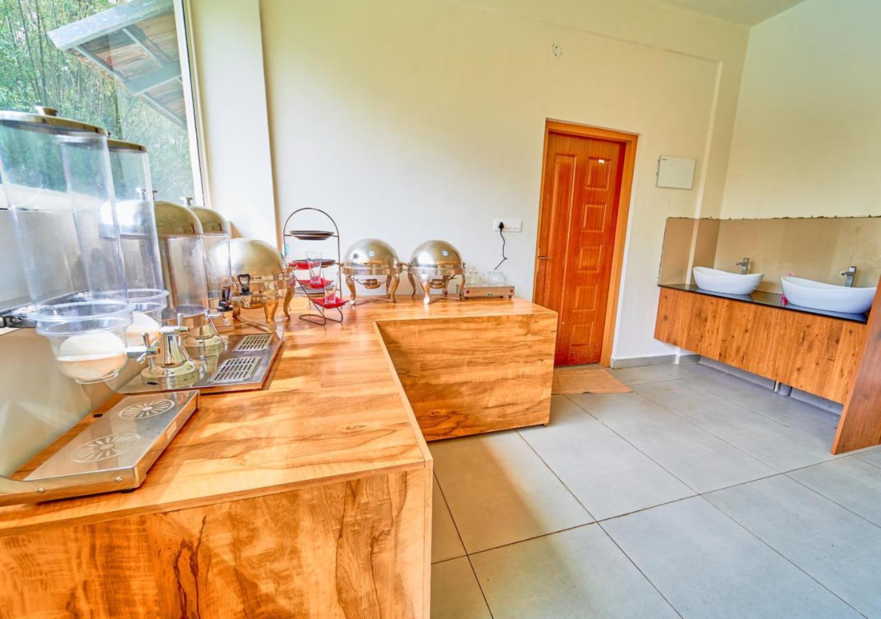Glen Castle Vagamon Pool Resort By Voye Homes מראה חיצוני תמונה