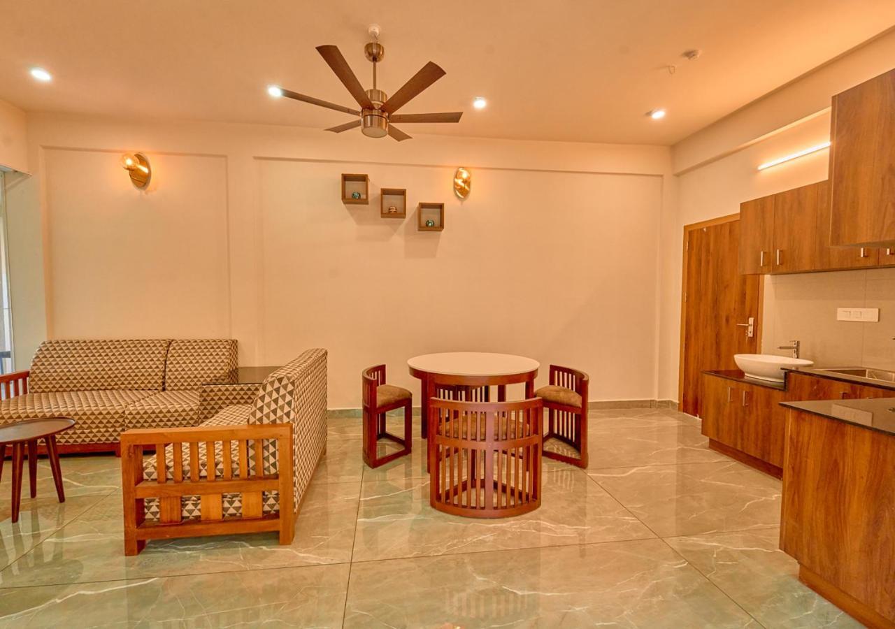 Glen Castle Vagamon Pool Resort By Voye Homes מראה חיצוני תמונה