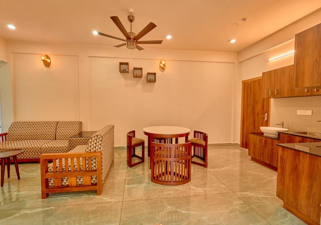Glen Castle Vagamon Pool Resort By Voye Homes מראה חיצוני תמונה